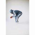 Big Figures Hoodie / Ash Blue